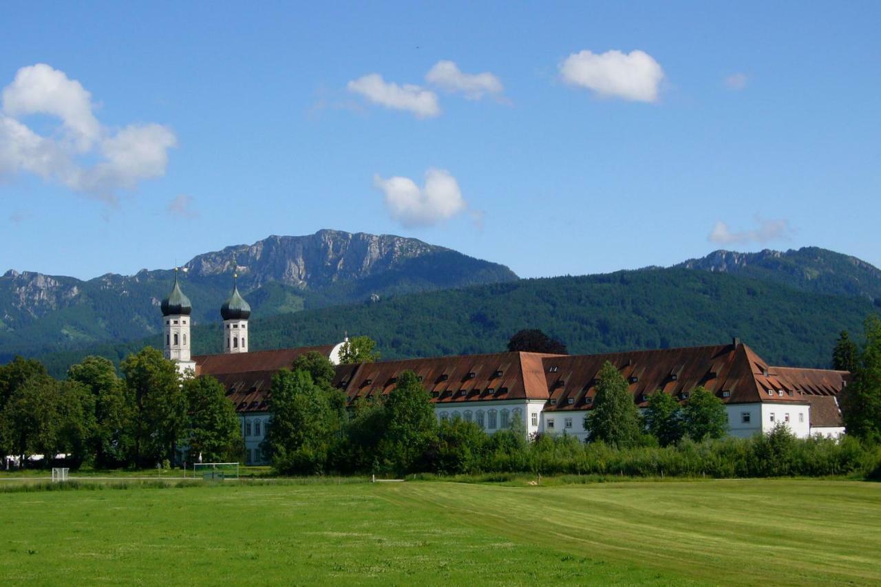Kloster Benediktbeuern - Gaestehaus Der Salesianer Don Bosco 외부 사진